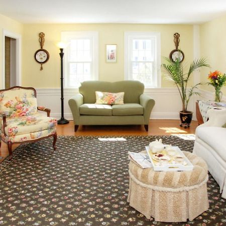 The Inn At Yarmouth Port (Adults Only) Экстерьер фото