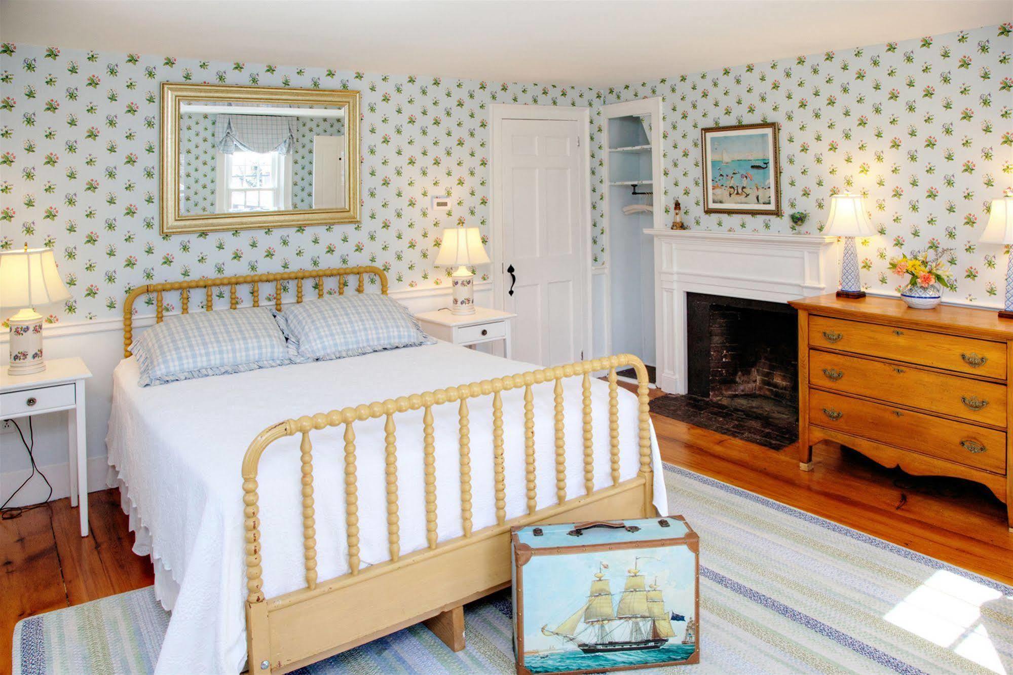 The Inn At Yarmouth Port (Adults Only) Экстерьер фото