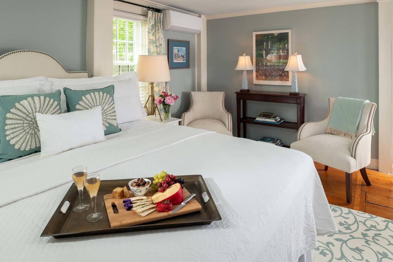 The Inn At Yarmouth Port (Adults Only) Экстерьер фото