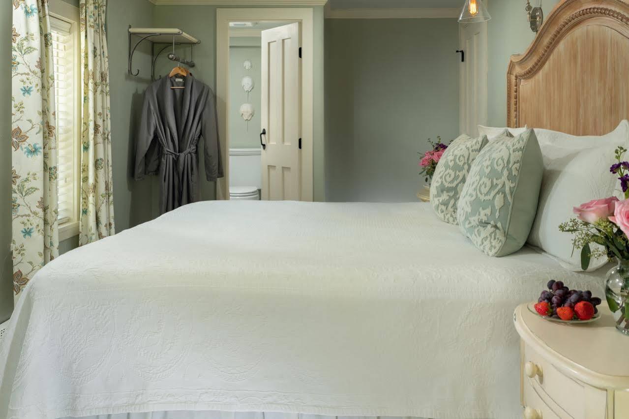 The Inn At Yarmouth Port (Adults Only) Экстерьер фото